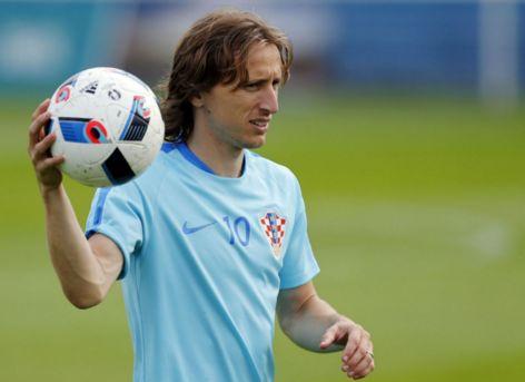 洲际杯赛程：弗拉门戈争半决赛资格，巴黎12月17日坐等决赛对手